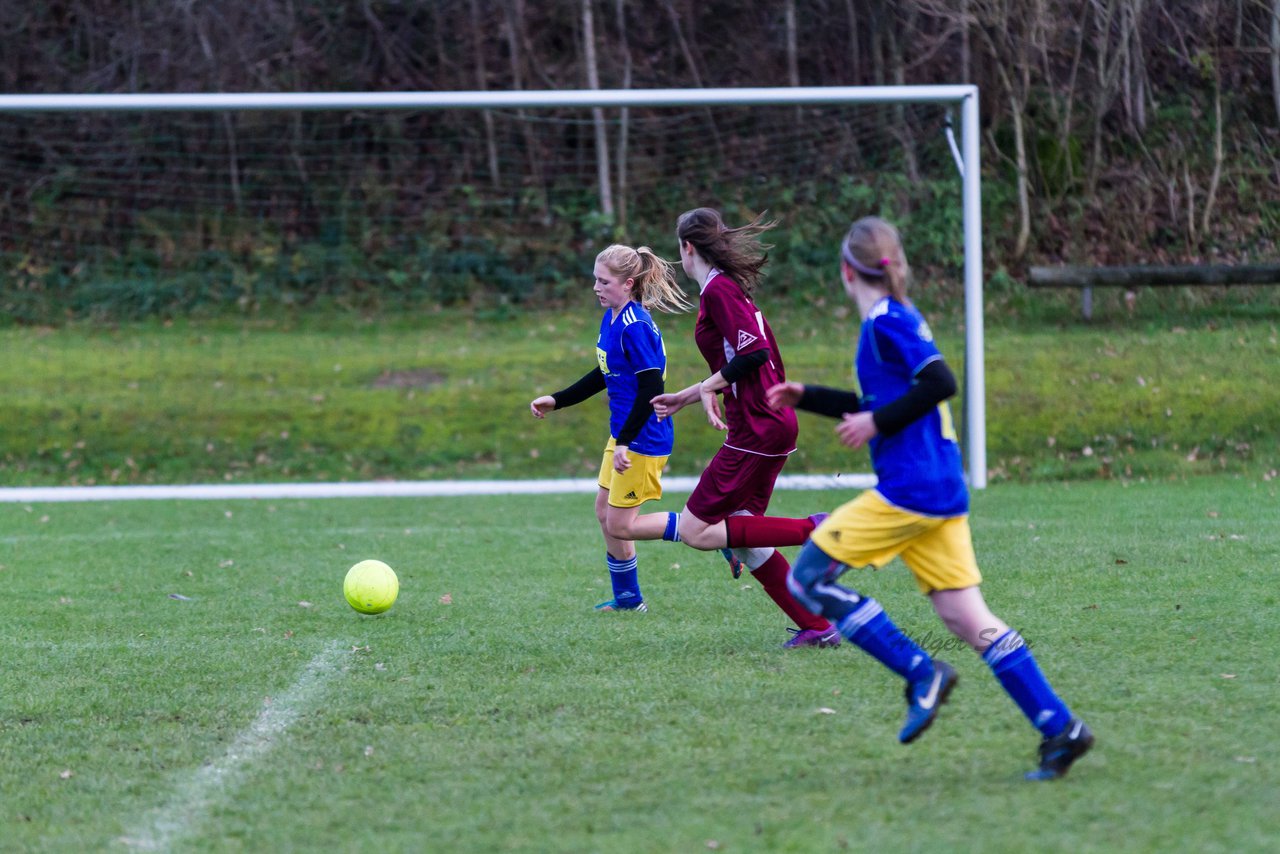 Bild 272 - B-Juniorinnen TSV Gnutz o.W. - SV Henstedt Ulzburg II : Ergebnis: ca. 5:0